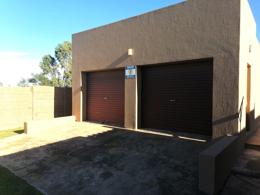 3 Bedroom Property for Sale in Wavecrest Eastern Cape